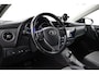 Toyota Auris Touring Sports 1.8 Hybrid Executive | Trekhaak | Navigatie | Stoelverwarming | Parkeersensoren voor/achter | Keyless | Cruise Control | Clima | Camera | Rijstrooksensor | 16 inch | Bluetooth