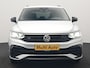 Volkswagen Tiguan 1.4 TSI eHybrid R-Line PHEV 245pk Dealer O.H | Trekhaak Af Fabriek | Adaptive Cruise | IQ Light | Adaptive Onderstel | Camera | Alcantara Sportstoelen & Stuur Verwarmd | Blis | Keyless | Sfeerverlichting | Virtual | Navigatie | DAB | 20"L.M | Plug In Hybrid |