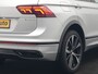 Volkswagen Tiguan 1.4 TSI eHybrid R-Line PHEV 245pk Dealer O.H | Trekhaak Af Fabriek | Adaptive Cruise | IQ Light | Adaptive Onderstel | Camera | Alcantara Sportstoelen & Stuur Verwarmd | Blis | Keyless | Sfeerverlichting | Virtual | Navigatie | DAB | 20"L.M | Plug In Hybrid |