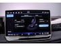 Volkswagen Tiguan R-Line Edition 1.5 TSI eHybrid 272pk DSG Automaat Trekhaak, Panoramadak, Black style, Adaptive cruise control, Elektrische achterklep, Navigatie