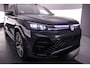 Volkswagen Tiguan R-Line Edition 1.5 TSI eHybrid 272pk DSG Automaat Trekhaak, Panoramadak, Black style, Adaptive cruise control, Elektrische achterklep, Navigatie