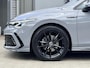 Volkswagen Golf 1.5 eTSI R-Line | Led | Automaat | Pano | Sfeerverlichting | Sportstoelen | Stoel-Stuurverwarming