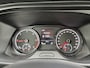 Volkswagen Transporter Kombi 2.0 TDI L2H1 9-Persoons Airco Cruise control Parkeersensoren achter Telefoonverbinding Euro 6 Ideaal voor camperombouw Groeps vervoer Taxi Combi Tourer Passenger