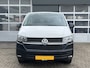 Volkswagen Transporter Kombi 2.0 TDI L2H1 9-Persoons Airco Cruise control Parkeersensoren achter Telefoonverbinding Euro 6 Ideaal voor camperombouw Groeps vervoer Taxi Combi Tourer Passenger