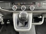 Volkswagen Transporter Kombi 2.0 TDI L2H1 9-Persoons Airco Cruise control Parkeersensoren achter Telefoonverbinding Euro 6 Ideaal voor camperombouw Groeps vervoer Taxi Combi Tourer Passenger