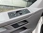 Volkswagen Transporter Kombi 2.0 TDI L2H1 9-Persoons Airco Cruise control Parkeersensoren achter Telefoonverbinding Euro 6 Ideaal voor camperombouw Groeps vervoer Taxi Combi Tourer Passenger