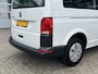 Volkswagen Transporter Kombi 2.0 TDI L2H1 9-Persoons Airco Cruise control Parkeersensoren achter Telefoonverbinding Euro 6 Ideaal voor camperombouw Groeps vervoer Taxi Combi Tourer Passenger