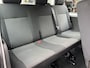 Volkswagen Transporter Kombi 2.0 TDI L2H1 9-Persoons Airco Cruise control Parkeersensoren achter Telefoonverbinding Euro 6 Ideaal voor camperombouw Groeps vervoer Taxi Combi Tourer Passenger