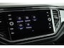 Volkswagen T-Roc 1.5 TSI 150pk DSG R-Line Sport Trekhaak Camera Stuur+Stoelverwarming Keyless Panoramadak Virtual Cockpit Navigatie