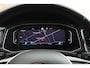 Volkswagen T-Roc 1.5 TSI 150pk DSG R-Line Sport Trekhaak Camera Stuur+Stoelverwarming Keyless Panoramadak Virtual Cockpit Navigatie