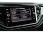 Volkswagen T-Roc 1.5 TSI 150pk DSG R-Line Sport Trekhaak Camera Stuur+Stoelverwarming Keyless Panoramadak Virtual Cockpit Navigatie
