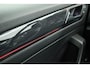 Volkswagen T-Roc 1.5 TSI 150pk DSG R-Line Sport Trekhaak Camera Stuur+Stoelverwarming Keyless Panoramadak Virtual Cockpit Navigatie