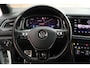 Volkswagen T-Roc 1.5 TSI 150pk DSG R-Line Sport Trekhaak Camera Stuur+Stoelverwarming Keyless Panoramadak Virtual Cockpit Navigatie