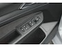 Volkswagen Golf GTI 2.0 TSI 265pk DSG | DCC Onderstel | Panoramadak | Camera | 19" Estoril Velgen