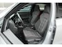 Volkswagen Golf GTI 2.0 TSI 265pk DSG | DCC Onderstel | Panoramadak | Camera | 19" Estoril Velgen