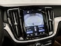 Volvo V60 2.0 T8 Twin Engine AWD Polestar Engineered 405Pk (PANORAMADAK, APPLE CARPLAY, MEMORY SEATS, LEDER, HARMAN/KARDON, TREKHAAK, CAMERA, ADAPTIVE CRUISE, GETINT GLAS, NIEUWSTAAT)