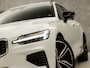 Volvo V60 2.0 T8 Twin Engine AWD Polestar Engineered 405Pk (PANORAMADAK, APPLE CARPLAY, MEMORY SEATS, LEDER, HARMAN/KARDON, TREKHAAK, CAMERA, ADAPTIVE CRUISE, GETINT GLAS, NIEUWSTAAT)