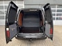 Volkswagen Caddy 1.6 TDI Airco Cruise controle Trekhaak 1400kg trekgewicht Parkeersensoren achter Schuifdeur Telefoon verbinding Stuurwielbediening Navigatiesysteem Euro 5 Bpm vrij voor particulier gebruik!!