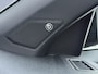 Volkswagen T-Roc 1.5 TSI Sport Business R-line | Pano dak | BEATS Audio | Camera | Stoelverwarming | 18" |