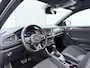 Volkswagen T-Roc 1.5 TSI Sport Business R-line | Pano dak | BEATS Audio | Camera | Stoelverwarming | 18" |