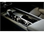 Volvo XC60 2.0 T6 AWD 293kW/399pk Aut8 Plug-in hybrid Plus Dark HARMAN/KARDON + PANORAMADAK + EL.TREKHAAK + 360 CAMERA + BLIS + LANE ASSIST + STOEL-&STUURVERWARMING + ADAPT.CRUISE + PILOT ASSIST + MATRIX LED + KEYLESS + PARKSENSOREN V&A + 20" LM-VELGEN!!