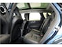 Volvo XC60 2.0 T6 AWD 293kW/399pk Aut8 Plug-in hybrid Plus Dark HARMAN/KARDON + PANORAMADAK + EL.TREKHAAK + 360 CAMERA + BLIS + LANE ASSIST + STOEL-&STUURVERWARMING + ADAPT.CRUISE + PILOT ASSIST + MATRIX LED + KEYLESS + PARKSENSOREN V&A + 20" LM-VELGEN!!