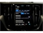 Volvo XC60 2.0 T6 AWD 293kW/399pk Aut8 Plug-in hybrid Plus Dark HARMAN/KARDON + PANORAMADAK + EL.TREKHAAK + 360 CAMERA + BLIS + LANE ASSIST + STOEL-&STUURVERWARMING + ADAPT.CRUISE + PILOT ASSIST + MATRIX LED + KEYLESS + PARKSENSOREN V&A + 20" LM-VELGEN!!