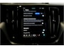 Volvo XC60 2.0 T6 AWD 293kW/399pk Aut8 Plug-in hybrid Plus Dark HARMAN/KARDON + PANORAMADAK + EL.TREKHAAK + 360 CAMERA + BLIS + LANE ASSIST + STOEL-&STUURVERWARMING + ADAPT.CRUISE + PILOT ASSIST + MATRIX LED + KEYLESS + PARKSENSOREN V&A + 20" LM-VELGEN!!