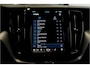 Volvo XC60 2.0 T6 AWD 293kW/399pk Aut8 Plug-in hybrid Plus Dark HARMAN/KARDON + PANORAMADAK + EL.TREKHAAK + 360 CAMERA + BLIS + LANE ASSIST + STOEL-&STUURVERWARMING + ADAPT.CRUISE + PILOT ASSIST + MATRIX LED + KEYLESS + PARKSENSOREN V&A + 20" LM-VELGEN!!