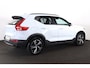 Volvo XC40 B3 Plus Dark - IntelliSafe Assist & Surround - 360º Camera - Harman Kardon audio - Verwarmde voorstoelen & stuur - Parkeersensoren voor & achter - Elektr. bedienb. voorstoelen met geheugen links -  Draadloze tel. lader - Standkachel - Extra getint glas - 18' LMV