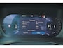 Volvo XC40 B3 Plus Dark - IntelliSafe Assist & Surround - 360º Camera - Harman Kardon audio - Verwarmde voorstoelen & stuur - Parkeersensoren voor & achter - Elektr. bedienb. voorstoelen met geheugen links -  Draadloze tel. lader - Standkachel - Extra getint glas - 18' LMV
