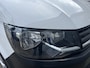 Volkswagen Transporter Kombi 2.0 TDI L1H1 BTW EN BPM VRIJ!! Airco Trekhaak 2500 kg trekgewicht Telefoonverbinding Groeps vervoer Taxi Combi Tourer Passenger