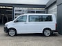 Volkswagen Transporter Kombi 2.0 TDI L1H1 BTW EN BPM VRIJ!! Airco Trekhaak 2500 kg trekgewicht Telefoonverbinding Groeps vervoer Taxi Combi Tourer Passenger