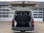Volkswagen Transporter Kombi 2.0 TDI L1H1 BTW EN BPM VRIJ!! Airco Trekhaak 2500 kg trekgewicht Telefoonverbinding Groeps vervoer Taxi Combi Tourer Passenger