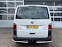 Volkswagen Transporter Kombi 2.0 TDI L1H1 BTW EN BPM VRIJ!! Airco Trekhaak 2500 kg trekgewicht Telefoonverbinding Groeps vervoer Taxi Combi Tourer Passenger
