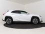 Lexus UX 250h Preference Line | Dealer Onderhouden | Trekhaak | Blind Spot Monitor | Parkeersensoren voor+achter | Climate Control | LED verlichting |