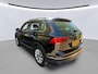 Volkswagen Tiguan 1.5 TSI Life Business / CRUISE/ DIGITAL DASH/ CLIMATE/ STOELVERWARM./ NAVI/ PARK. SENSOREN + CAMERA/ 17" LMV