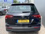 Volkswagen Tiguan 1.5 TSI Life Business / ADAPTIVE CRUISE/ APP-CONNECT/ PARK.SENSOREN V+A/ CAMERA/ STUUR+STOELVERWARMING/ MASSAGE/ ELEK.ACHTERKLEP/ KEYLESS/ DIGITAL DASH/ NAVI/ DAB/ CLIMA/ 17'' LMV