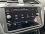 Volkswagen Tiguan 1.5 TSI Life Business / ADAPTIVE CRUISE/ APP-CONNECT/ PARK.SENSOREN V+A/ CAMERA/ STUUR+STOELVERWARMING/ MASSAGE/ ELEK.ACHTERKLEP/ KEYLESS/ DIGITAL DASH/ NAVI/ DAB/ CLIMA/ 17'' LMV