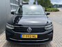 Volkswagen Tiguan 1.5 TSI Life Business / ADAPTIVE CRUISE/ APP-CONNECT/ PARK.SENSOREN V+A/ CAMERA/ STUUR+STOELVERWARMING/ MASSAGE/ ELEK.ACHTERKLEP/ KEYLESS/ DIGITAL DASH/ NAVI/ DAB/ CLIMA/ 17'' LMV