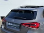 Mercedes-Benz A-klasse 180 Business Solution AMG | Pano | CarPlay | Ambient Light | Camera | 18 inch