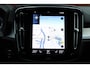 Volvo XC40 T4 Plug-in hybrid Plus Bright | Trekhaak | Parkeercamera | Elektrisch Verstelbare Voorstoelen | Adaptieve Cruise Control | BLIS Dodehoekdetectie | Harman Kardon | Verwarmbare Voorstoelen