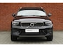 Volvo XC40 T4 Plug-in hybrid Plus Bright | Trekhaak | Parkeercamera | Elektrisch Verstelbare Voorstoelen | Adaptieve Cruise Control | BLIS Dodehoekdetectie | Harman Kardon | Verwarmbare Voorstoelen