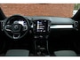 Volvo XC40 T4 Plug-in hybrid Plus Bright | Trekhaak | Parkeercamera | Elektrisch Verstelbare Voorstoelen | Adaptieve Cruise Control | BLIS Dodehoekdetectie | Harman Kardon | Verwarmbare Voorstoelen
