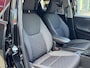 Toyota Yaris 1.5 Hybrid 115 Dynamic BLIND SPOT STOEL/STUUR VERWARMING PARKEER SENSOREN VOOR + ACHTER