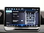 Volkswagen Tiguan 1.5 eHybrid R-Line Business Automaat - IQ light - 360 Camera - Navigatie - Stoelverwarming - Trekhaak - ErgoActive stoel - Park Assist