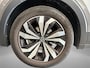 Volkswagen T-Cross 1.0 TSI 95pk Life · Apple/Android Car Play · Trekhaak afneembaar · Camera · Alarm · Navigatie · Stoelverwarming · 17'' Inch · Clima ·