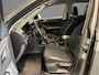 Volkswagen T-Cross 1.0 TSI 95pk Life · Apple/Android Car Play · Trekhaak afneembaar · Camera · Alarm · Navigatie · Stoelverwarming · 17'' Inch · Clima ·