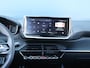 Peugeot e-2008 EV Allure Avantage 54 kWh 1ste Eigenaar | Navigatie | Parkeersensoren V+A | Climate Control | Apple Carplay & Android Auto | 17" LMV