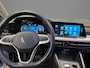 Volkswagen Golf 1.0 eTSI 110pk DSG Life · Camera · Apple/Android Car Play · ACC · Sfeerverlichting · Navigatie · Draadloze Telefoonlader · Garantie t/m 06-02-2028 of 100.000km